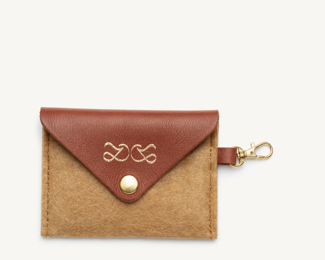 CARD HOLDER