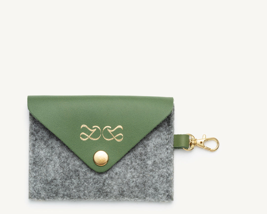 CARD HOLDER