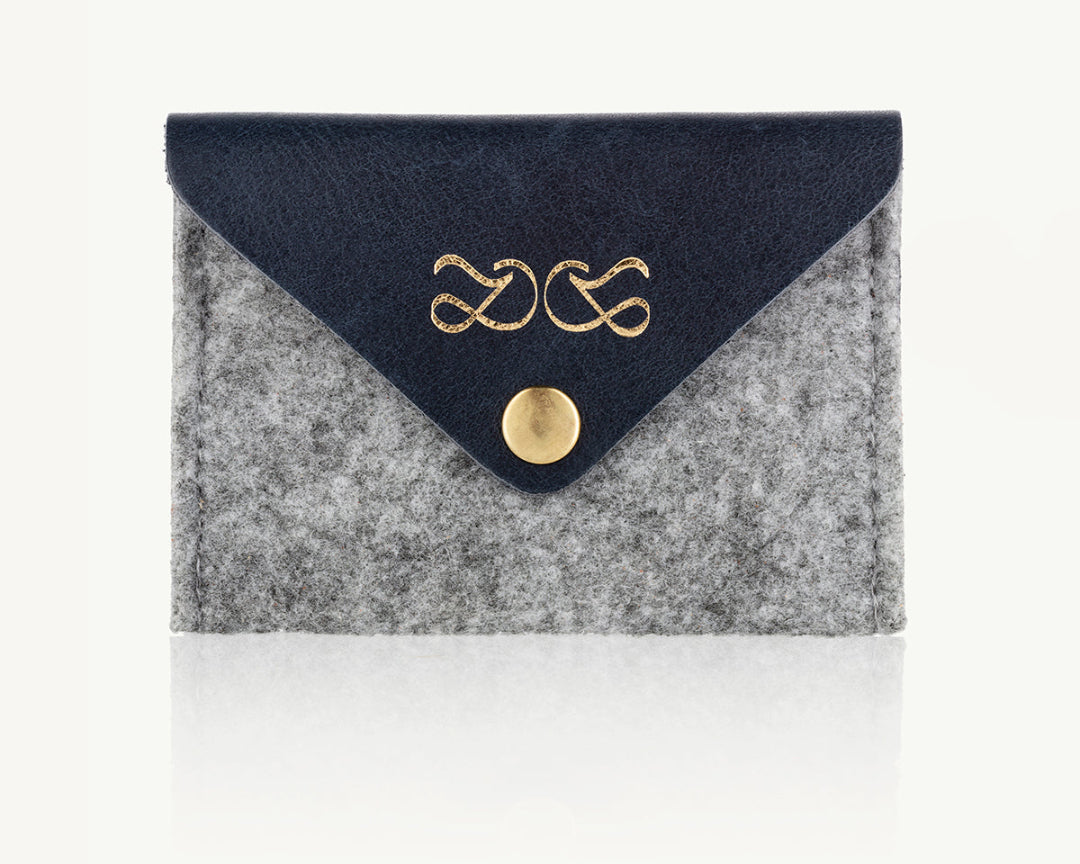 CARD HOLDER