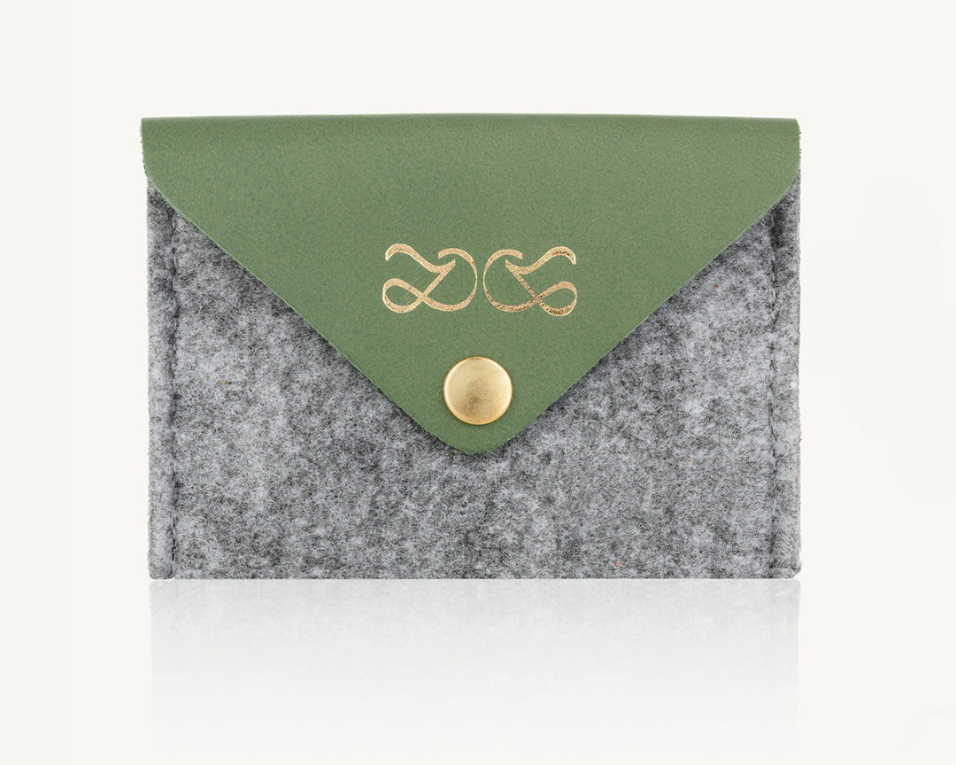 CARD HOLDER