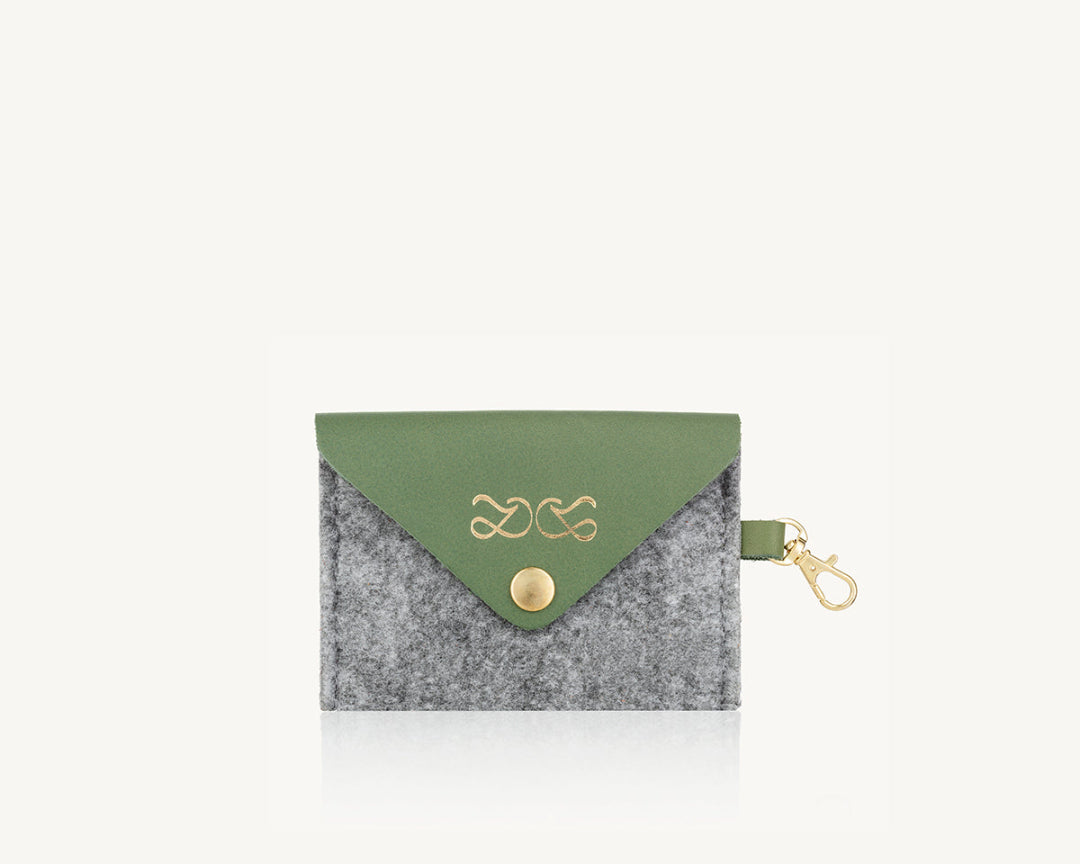 CARD HOLDER