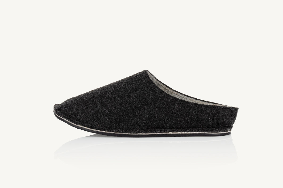 Wool Slides LIFESTYLE